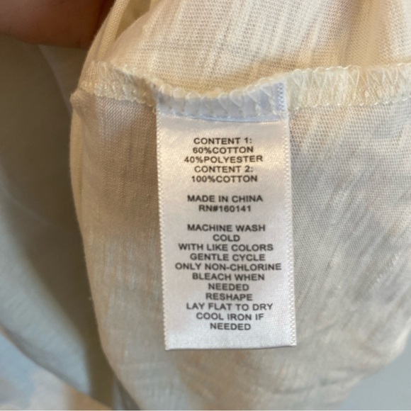 Frye Embroidered Lace Floral Top Womens Size Medium Cream Color - Picture 4 of 5